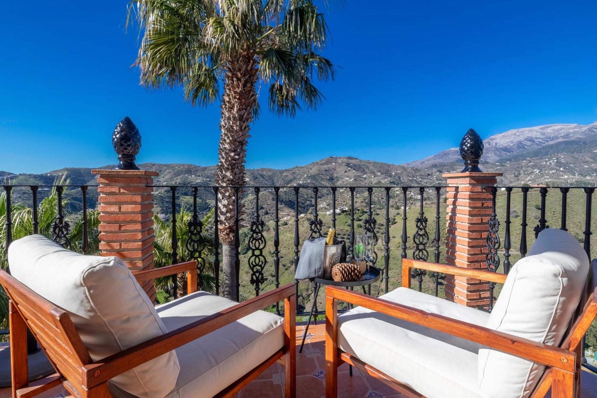 Cómpeta Malaga Hills Double Comfort Boutique & Wellness Eco-Hotel -Adults Only- מראה חיצוני תמונה